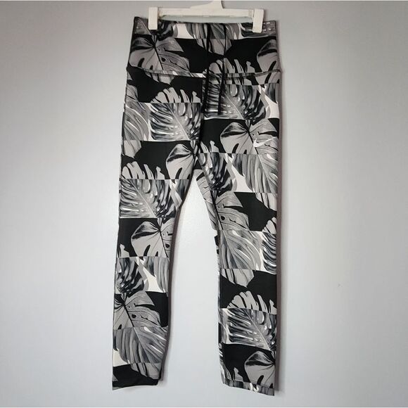 Nike Leggings Fast Womens Black Gray Runway Print Palm Running Pants S - Picture 1 of 7